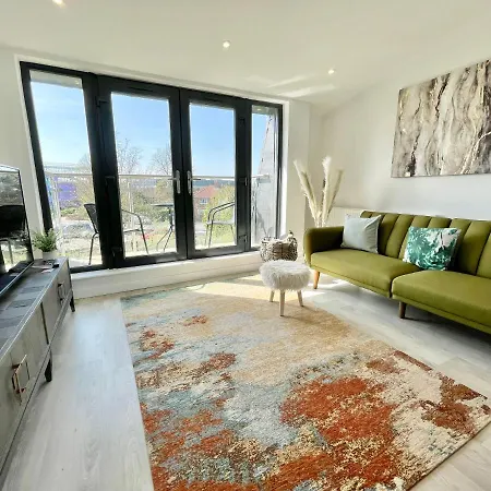 Hawthorn View