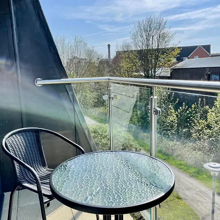 Апартаменты Hawthorn View